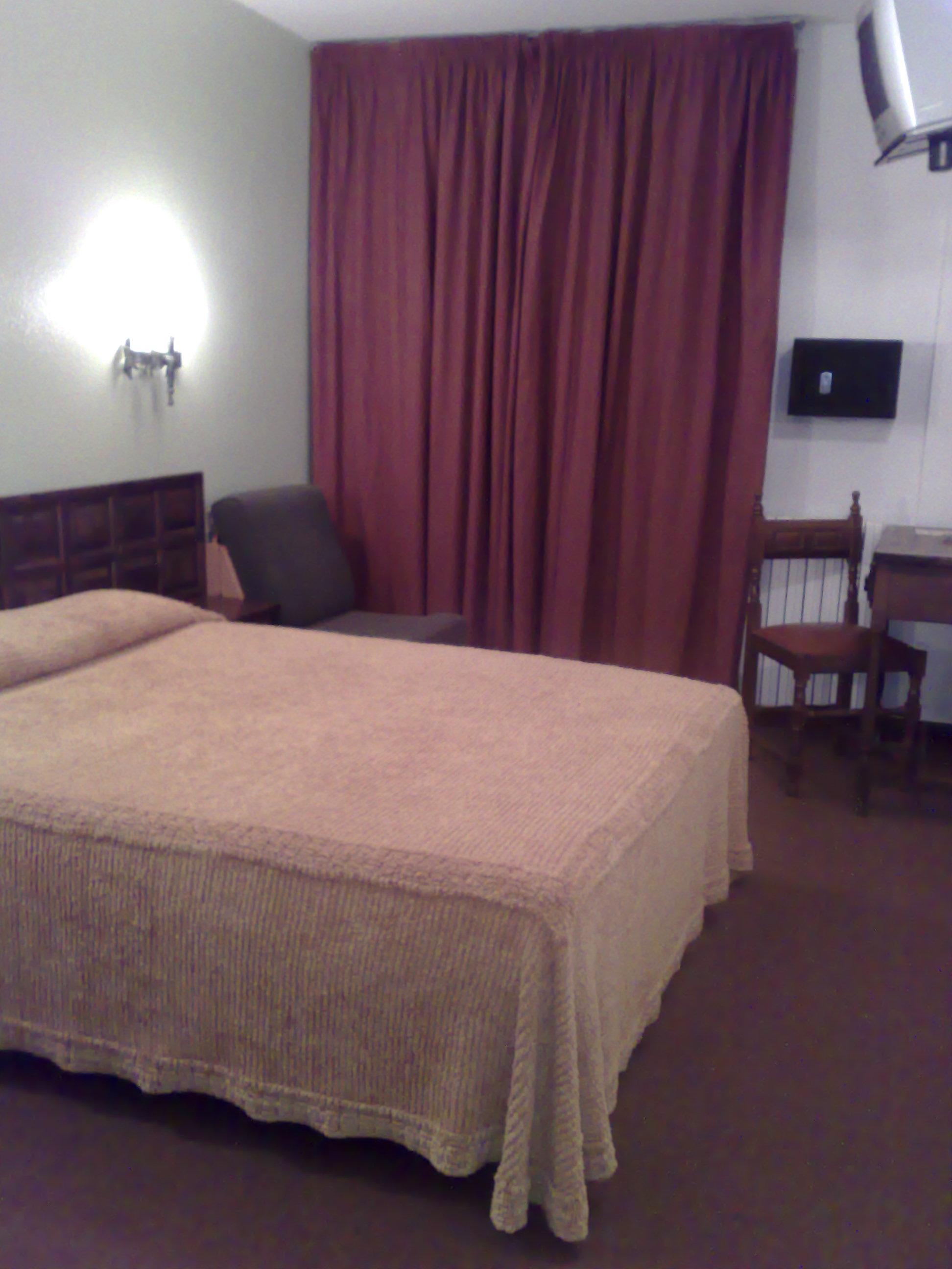 Hotel Folch Sant Julia de Loria Bagian luar foto