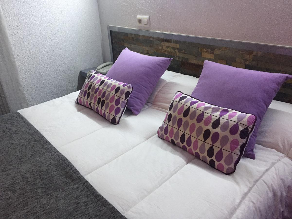 Hotel Folch Sant Julia de Loria Bagian luar foto